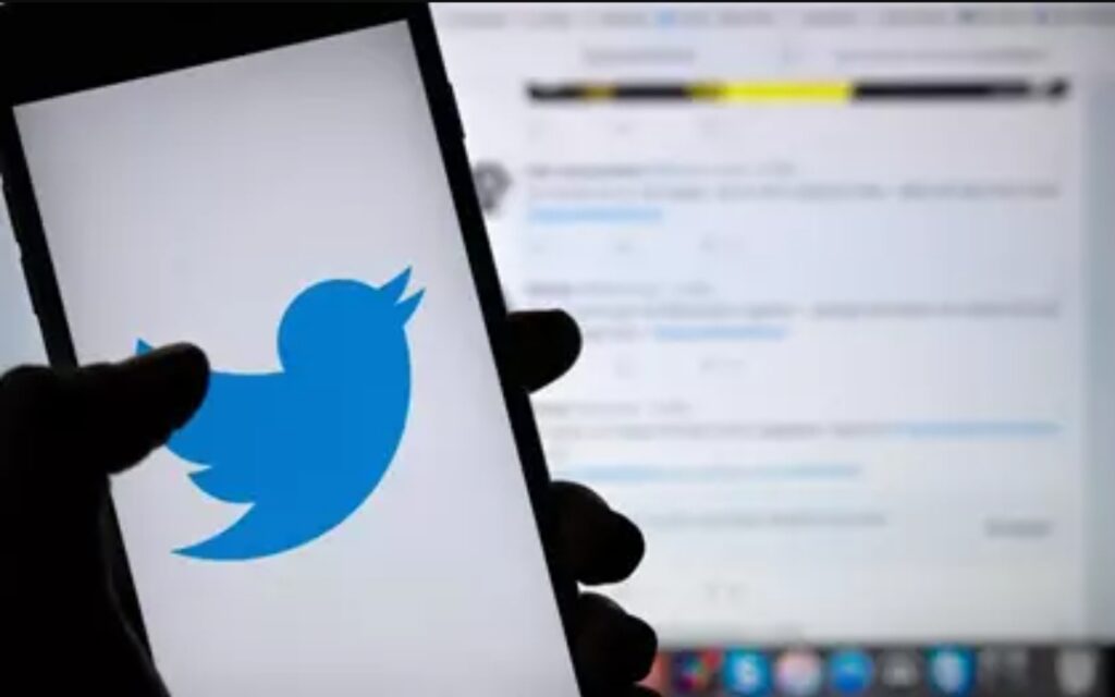 Un tribunal de Rusia impone dos multas a Twitter por no retirar contenido «ilegal» de la plataforma