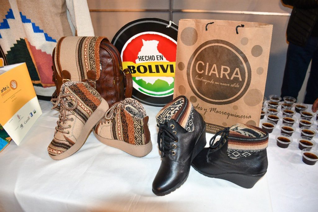 En la IV Feria Plurinacional expositores ofertarán diversidad de artesanías con identidad cultural