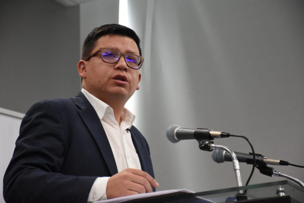 Ataques internos y externos al modelo económico? lo dice un ministro