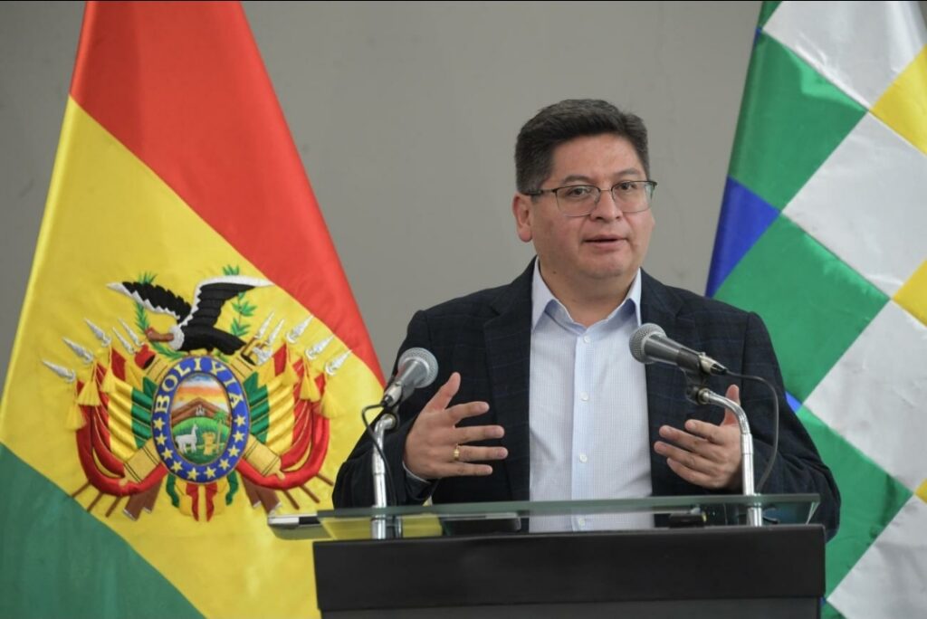 Las críticas de Montenegro: fundamentos técnicos en medio de una economía tensionada