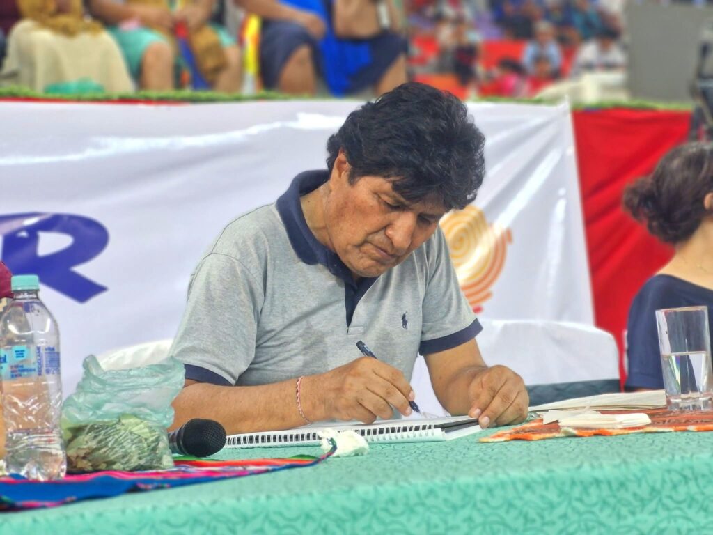 Bolivia pone fin a 20 años de hegemonía del MAS, pero el Evismo sigue vivo