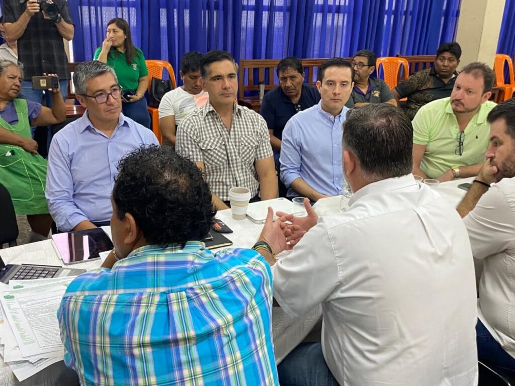 Gobierno y COB se acusan en plena crisis: el pasado vuelve, pero la calle ya no les cree