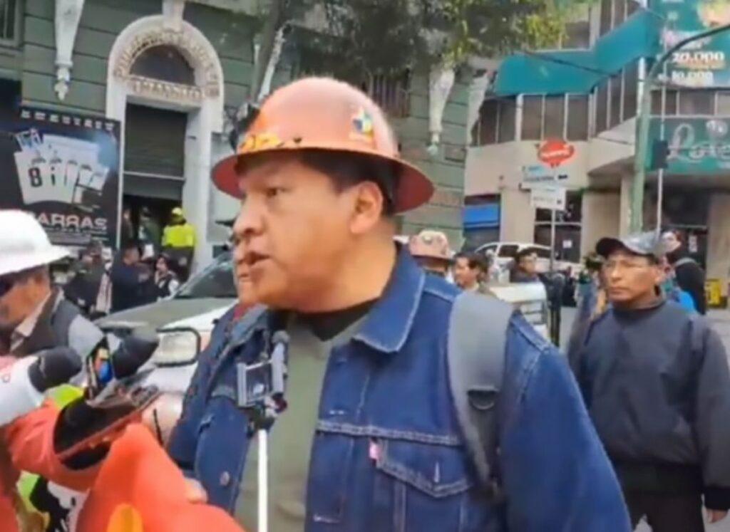Ni Navidad los detiene: la COB vuelve a las calles y desafía el ajuste del Decreto