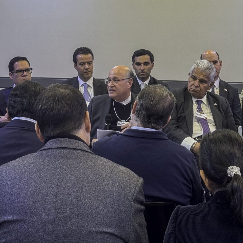 BID posiciona a América Latina como nuevo eje de inversión global en Davos 2026