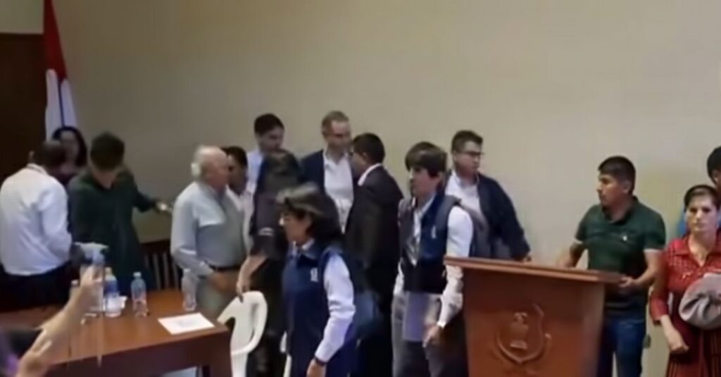 Tariquía: expulsan a autoridades y Petrobras de reunión y cuestionan rol del presidente del Senado en conflicto petrolero