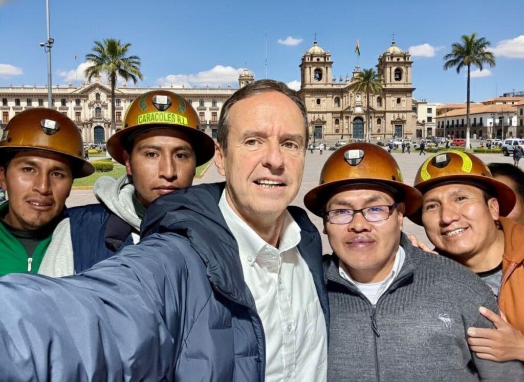 Tuto y analistas identifican errores que deben corregirse en la emisión de normas del Ejecutivo