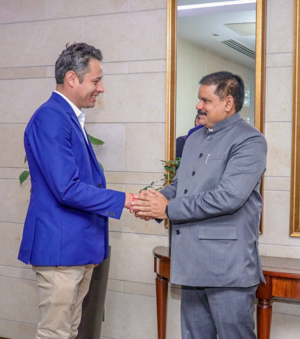 ¿Diplomacia sin estrategia? El viaje de Edmand Lara a la India y el vacío tecnológico de Bolivia