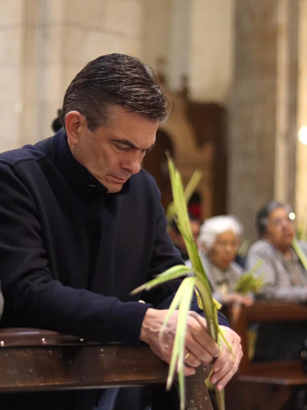 Domingo de Ramos y promesas: Paz anuncia leyes estratégicas, pero la calle exige que tome el volante