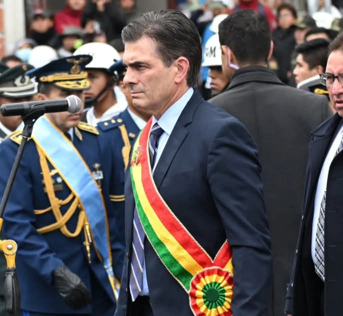 “Se olvidó y se acordó a última hora”: estalla polémica por designaciones electorales de Rodrigo Paz antes de votar