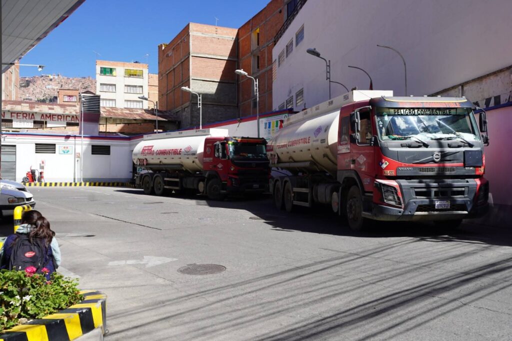Crudo fuera de norma: YPFB tranquiliza sobre el abastecimiento, pero deja preguntas sin respuesta