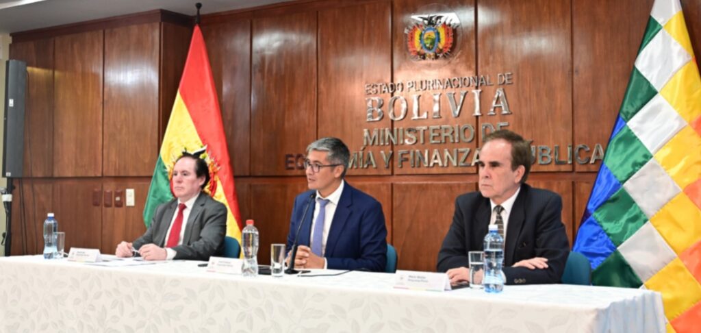 Bolivia activa devolución de dólares y normaliza remesas: medidas revelan presión real sobre divisas y buscan recuperar confianza