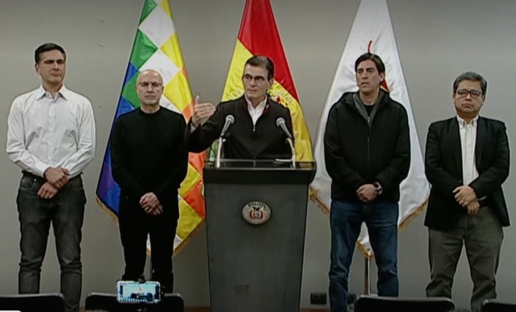 Rodrigo Paz anuncia reorganización del gabinete y un Consejo Económico y Social, pero evita hablar de acuerdos con el Legislativo