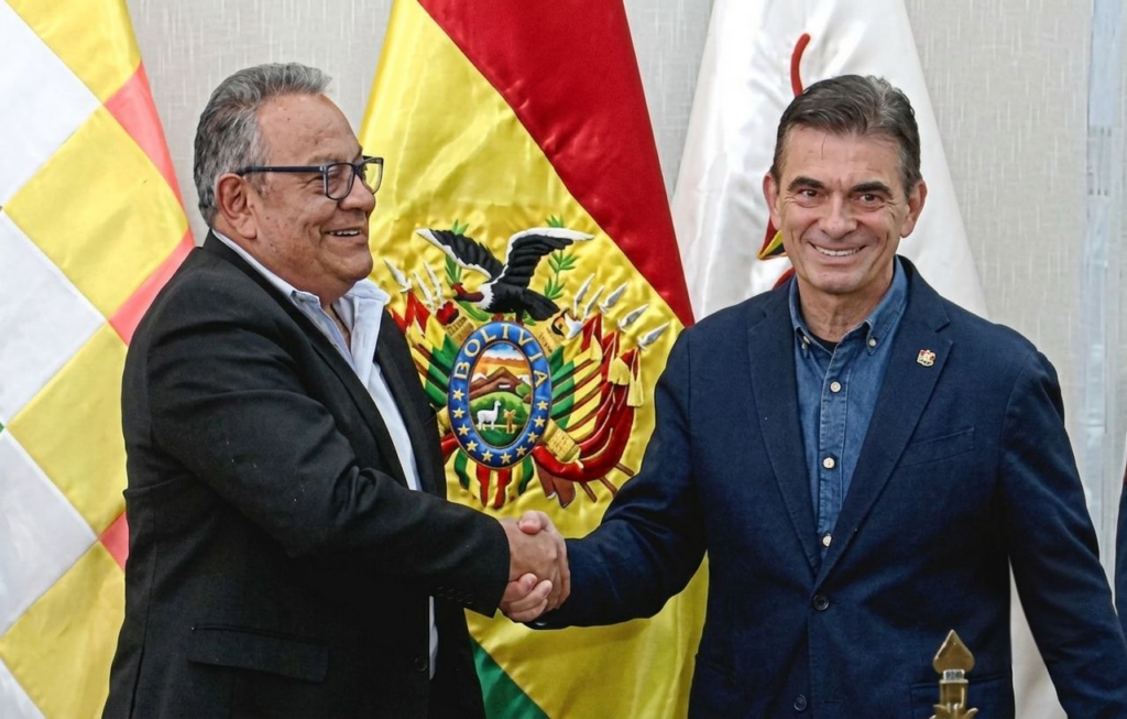 Erick Sanjinés llega a Educación para garantizar continuidad: el desafío ya no es el diálogo, sino concretar la reforma educativa