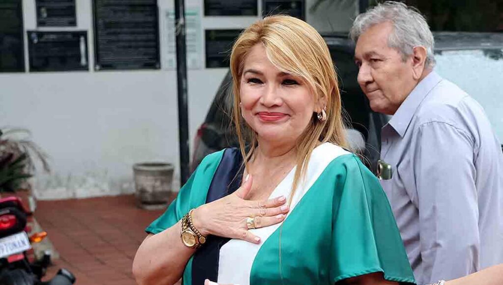 Áñez ya cobra renta vitalicia: Gobierno aclara que el beneficio fue reconocido tras cumplir los requisitos de ley