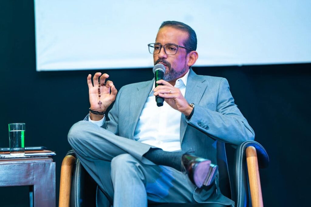 ¿Camacho embajador en Paraguay? El silencio del Gobierno alimenta una versión que ya mueve el tablero político