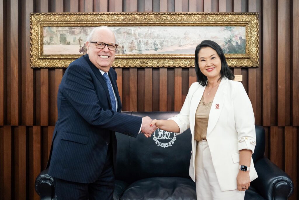 Perú ratifica a Julio Velarde y refuerza una fórmula que Bolivia aún busca: estabilidad económica más allá de la política