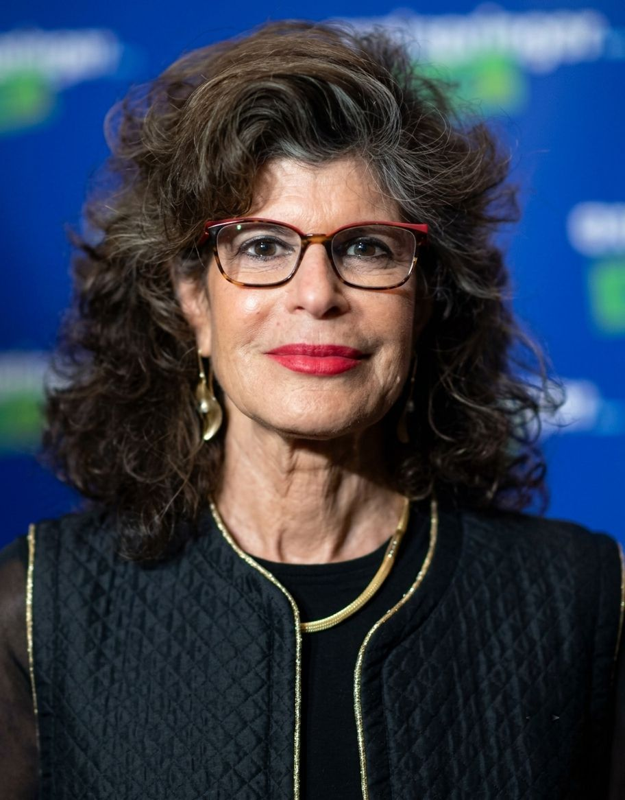 Shoshana Zuboff: los “caciques corporativos” avanzan mientras la política improvisa y la democracia pierde terreno